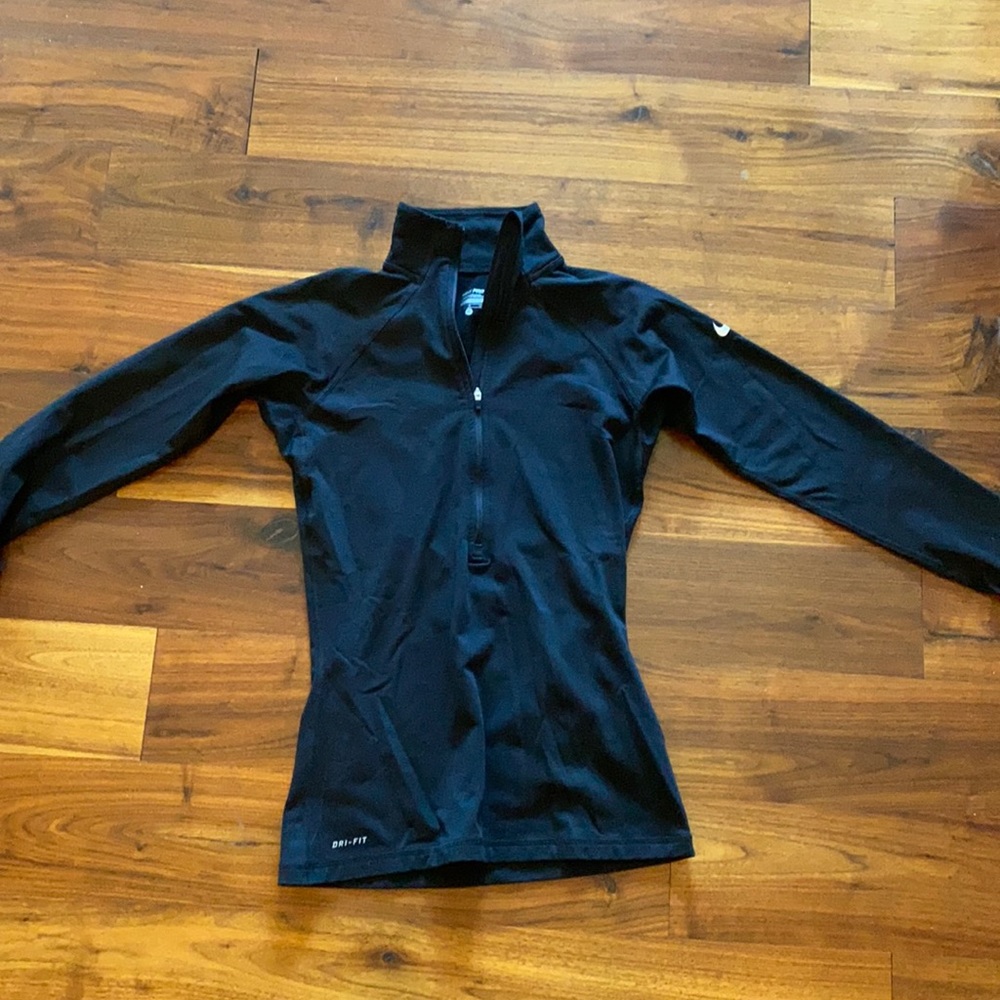 Black Nike pro pullover.
